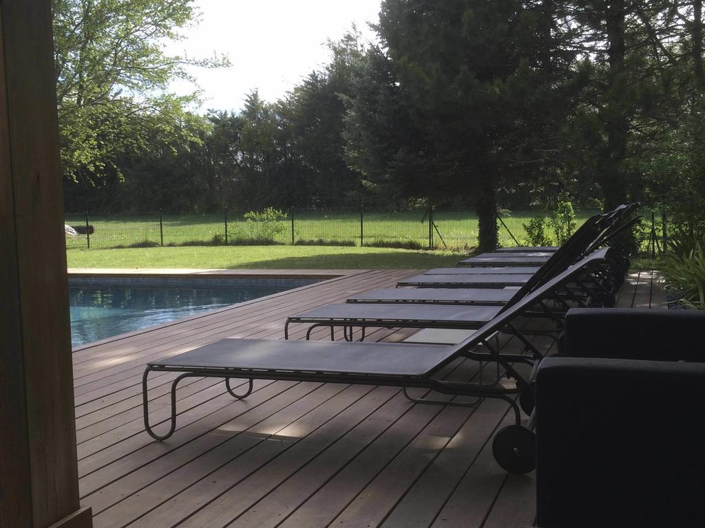 Montjoia Bed & Breakfast Le Thor Exterior photo